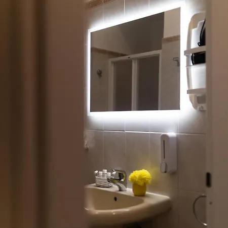 Diana Apartment *